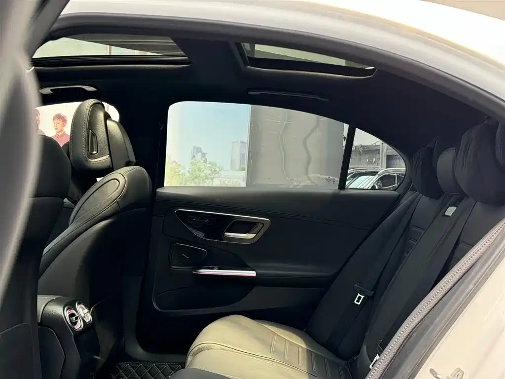 Mercedes-Benz C-Class 2024 C 260 L Sports Edition купить на сайте DeffCars