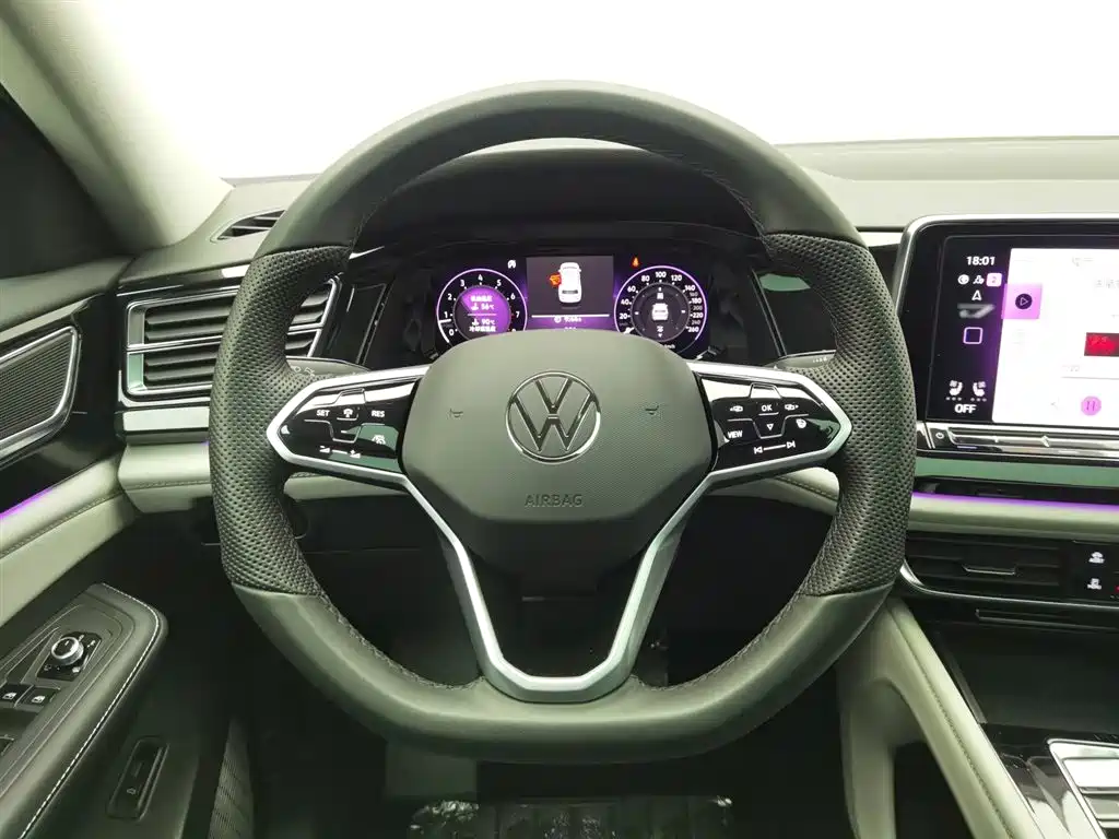 Touron 2024 380TSI four-wheel drive luxury version купить на сайте DeffCars