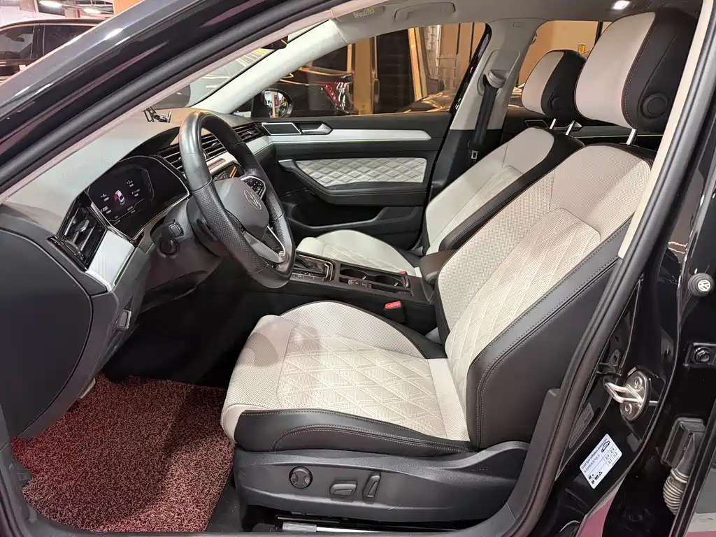 Magotan 2023 2 million commemorative edition 330TSI DSG luxury model купить на сайте DeffCars