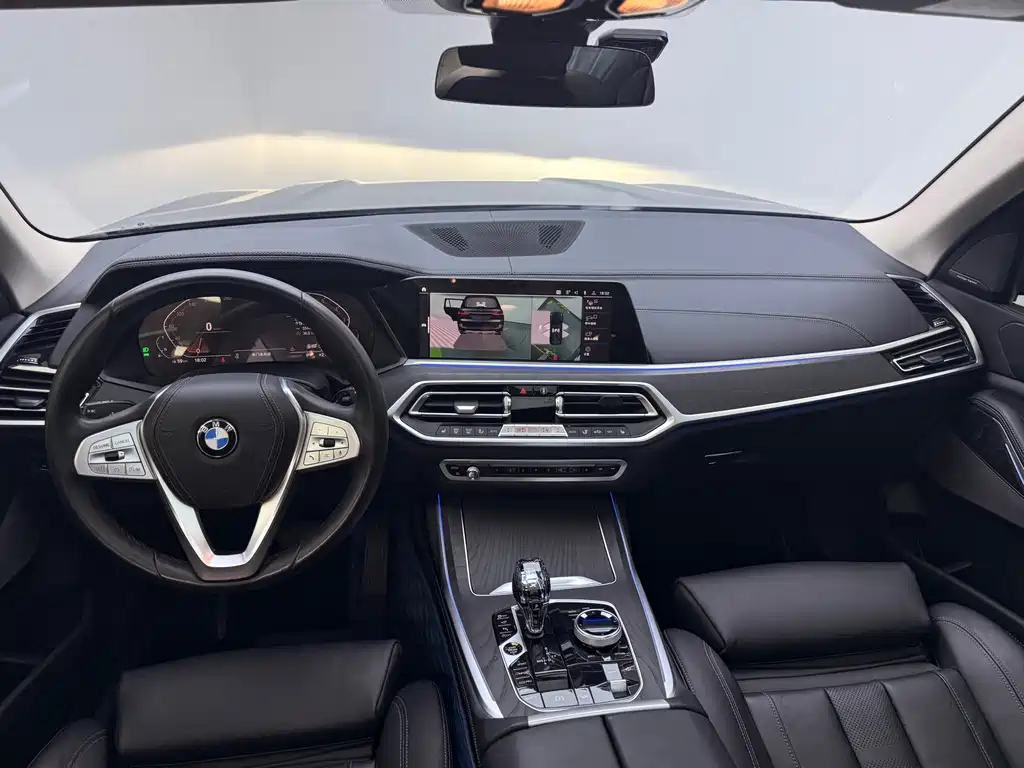 BMW X7 2019 xDrive40i Leading Luxury Package купить на сайте DeffCars