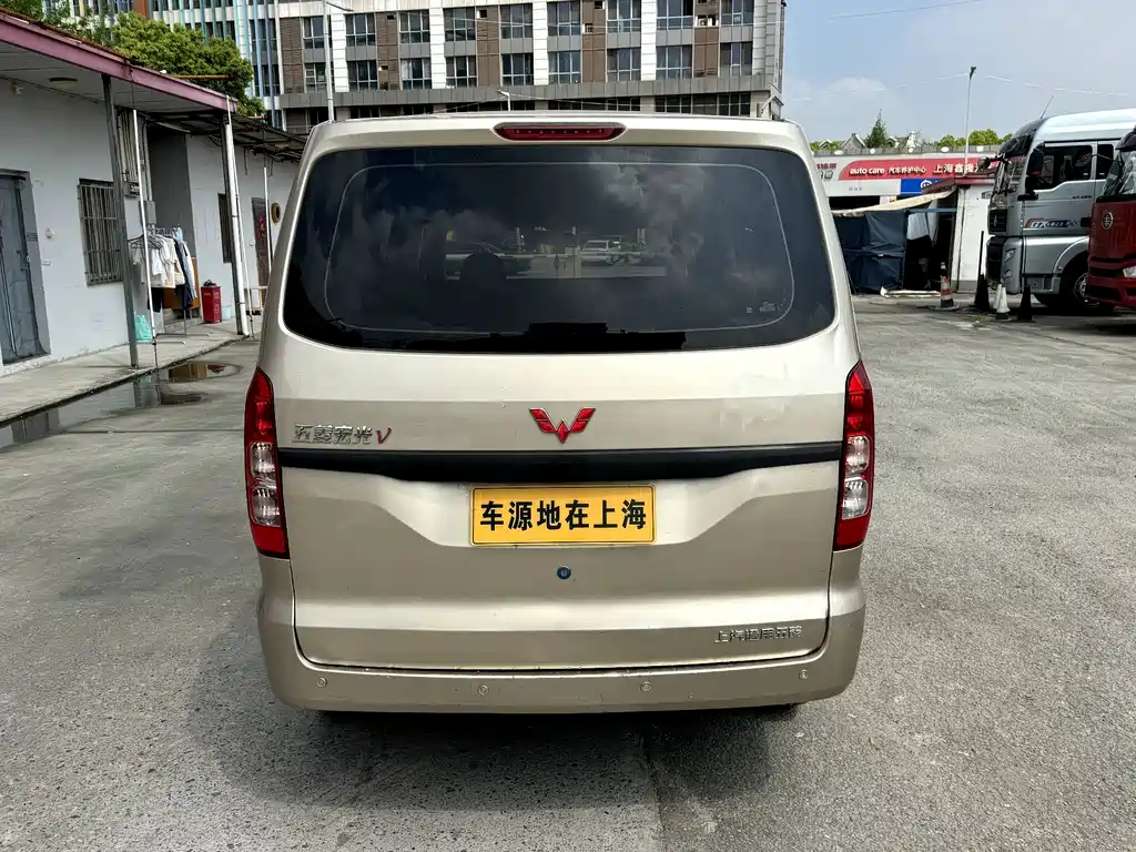 Wuling Hongguang V 2019 1.5L basic model National VI LAR купить на сайте DeffCars