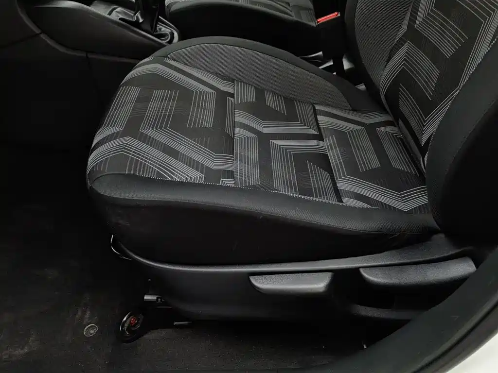 劲客 2021款 1.5L XE 手动酷动版 купить на сайте DeffCars