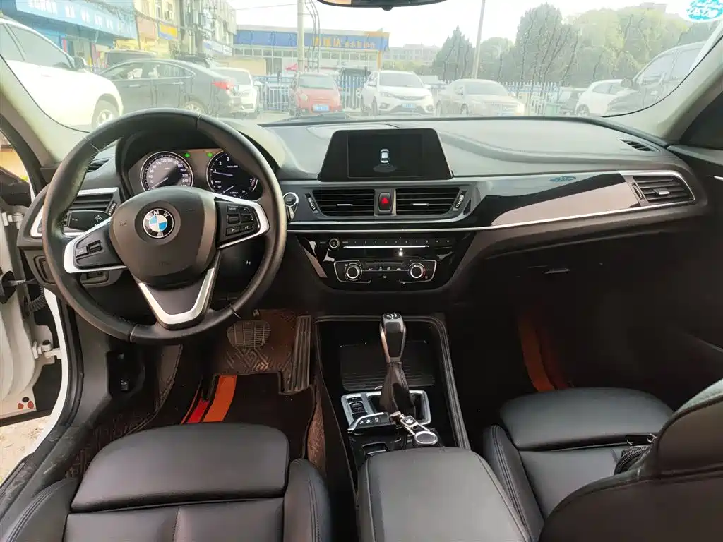 BMW 1 Series 2018 118i Sports купить на сайте DeffCars