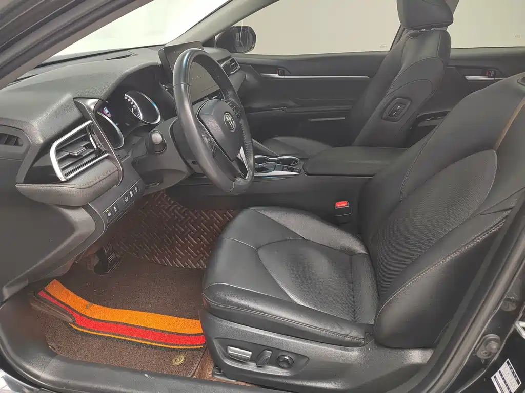 Camry 2021 2.0G Deluxe Edition купить на сайте DeffCars