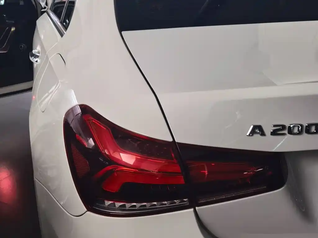 Mercedes-Benz A-Class 2019 A 200 L Sports Sedan купить на сайте DeffCars