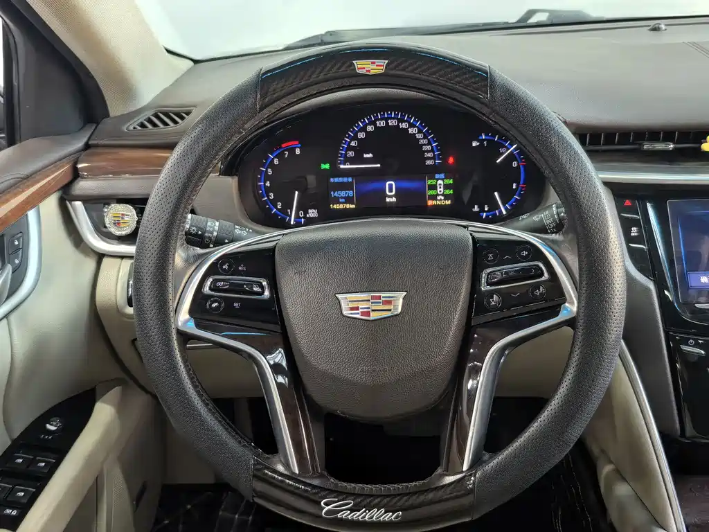 Cadillac XTS 2016 28T Elite купить на сайте DeffCars