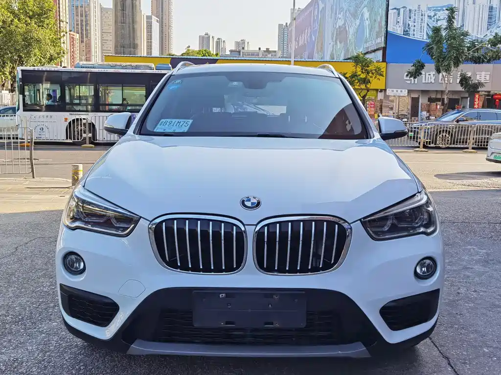 BMW X1 2016 xDrive20Li luxury model купить на сайте DeffCars