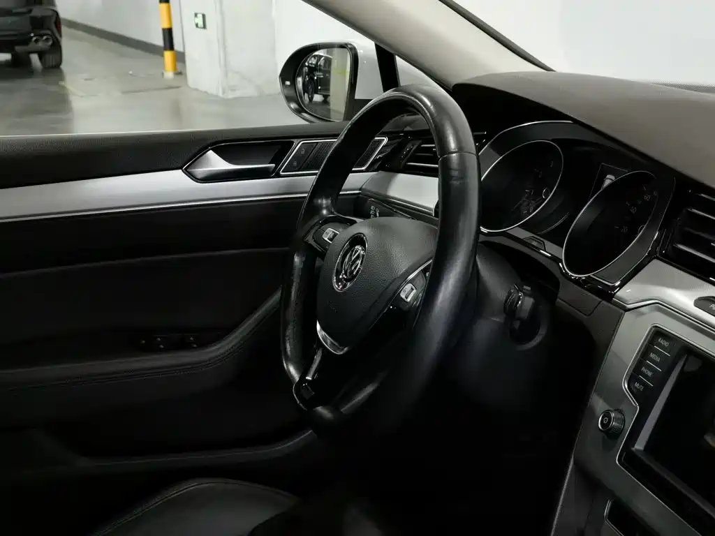 Weilan 2016 280TSI two-wheel drive comfortable version купить на сайте DeffCars