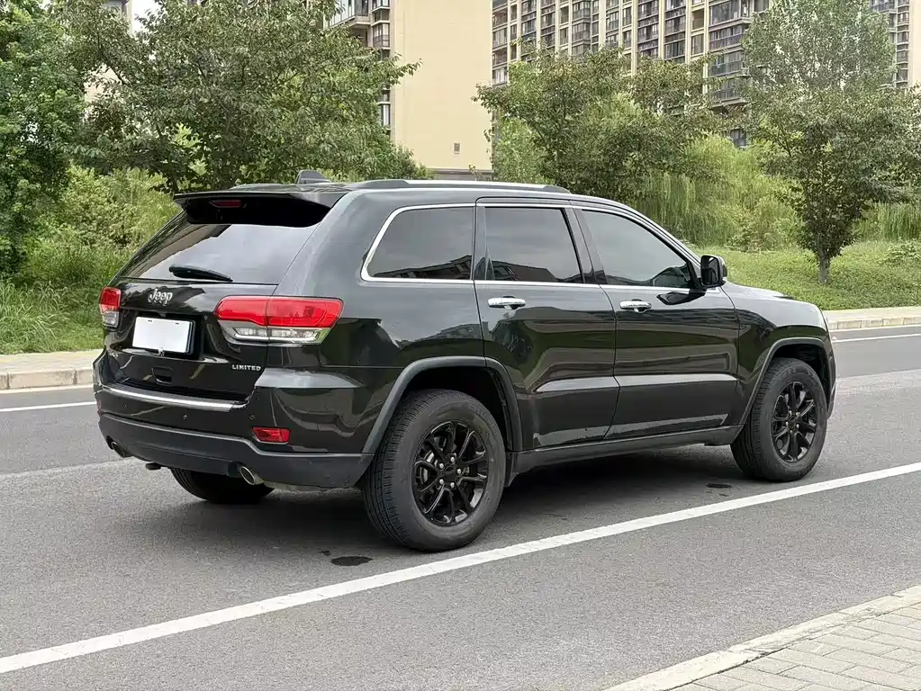 Grand Cherokee imported 2014 3.6L Elite Navigation Edition купить на сайте DeffCars