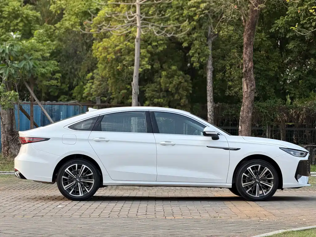 Arrizo 8 PRO 2025 1.6T DCT Standard Type купить на сайте DeffCars