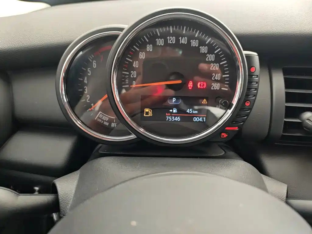 Mini 2014 model 1.2T ONE купить на сайте DeffCars