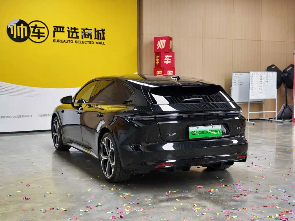 NIO ET5T 2025 75kWh Touring купить на сайте DeffCars