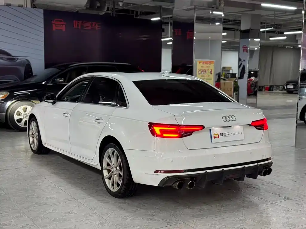Audi A4L 2019 40 TFSI Sports National V купить на сайте DeffCars