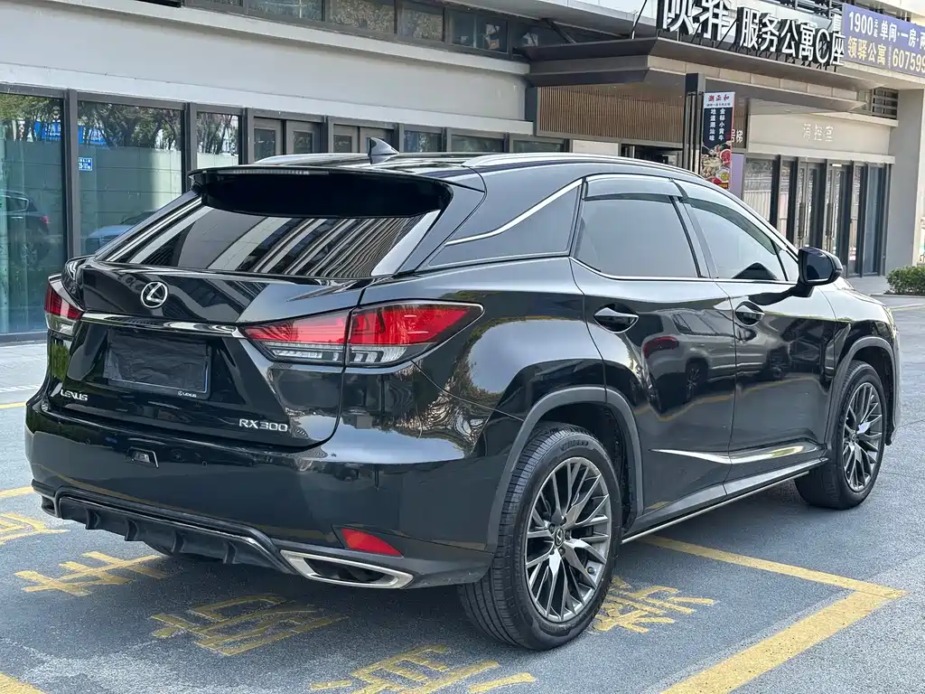Lexus RX 2021 300 four-wheel drive F SPORT купить на сайте DeffCars