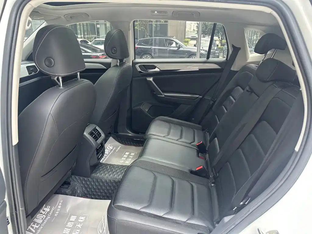 TYRON 2020 330TSI two-wheel drive luxury smart connected version купить на сайте DeffCars