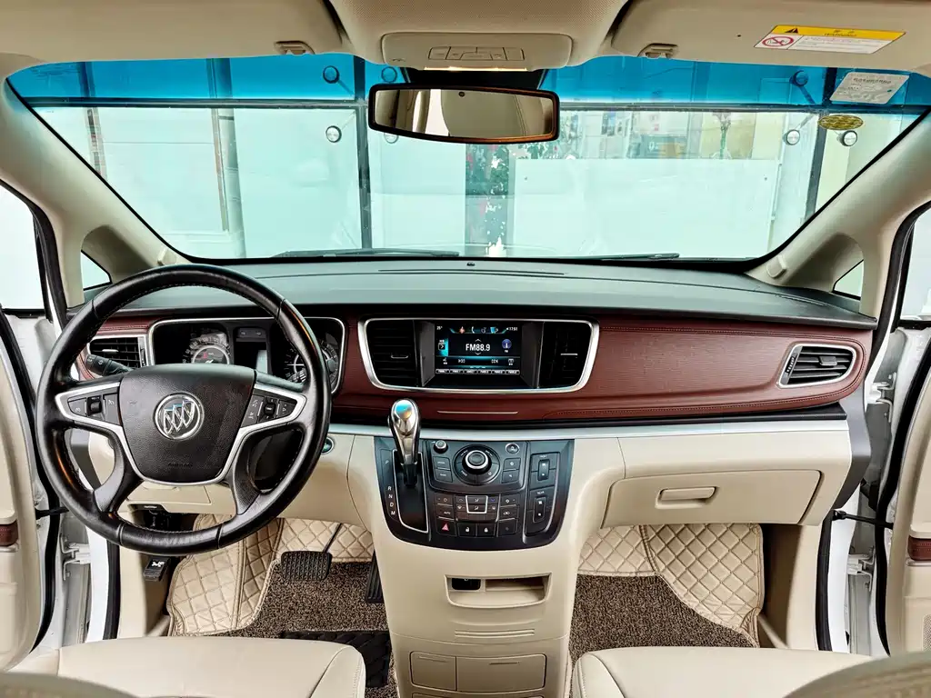 Buick GL8 2017 25S luxury model National V купить на сайте DeffCars