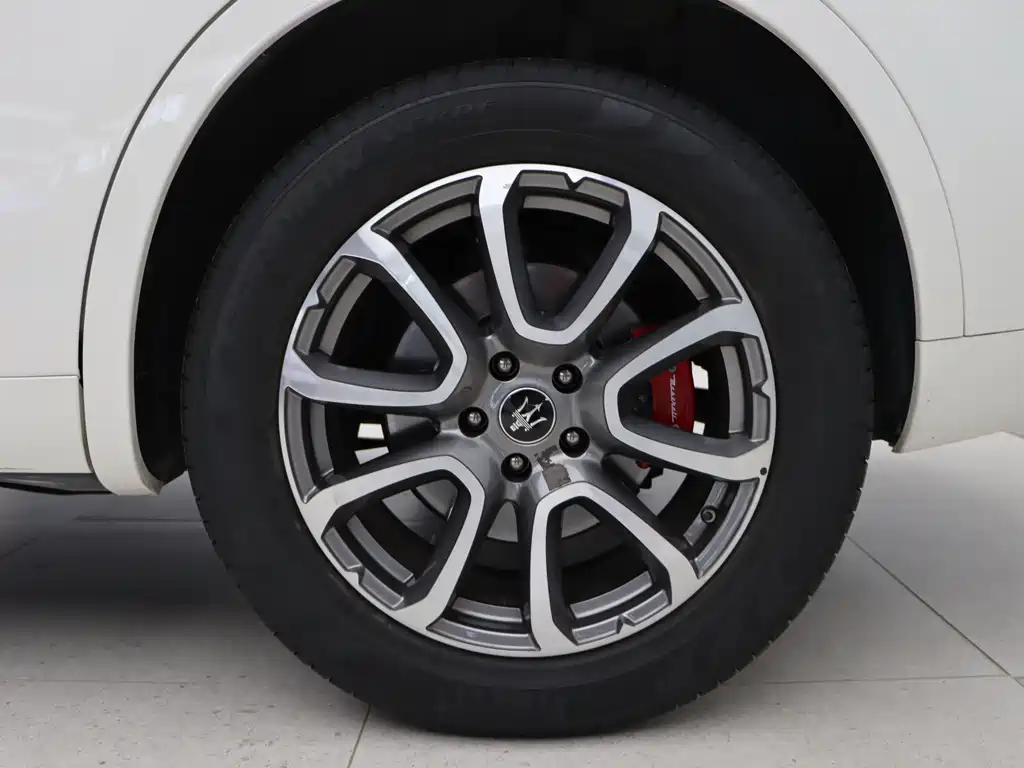 Levante 2022 2.0T GT sharp first edition купить на сайте DeffCars
