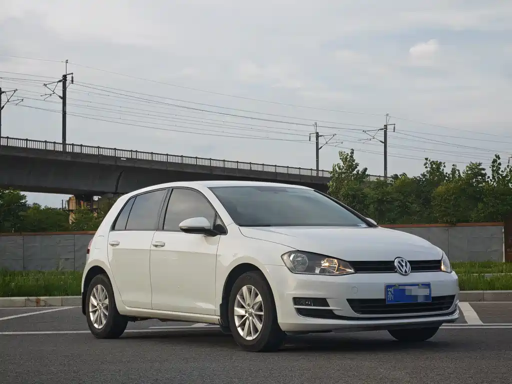 Golf 2014 1.6L automatic fashion model купить на сайте DeffCars