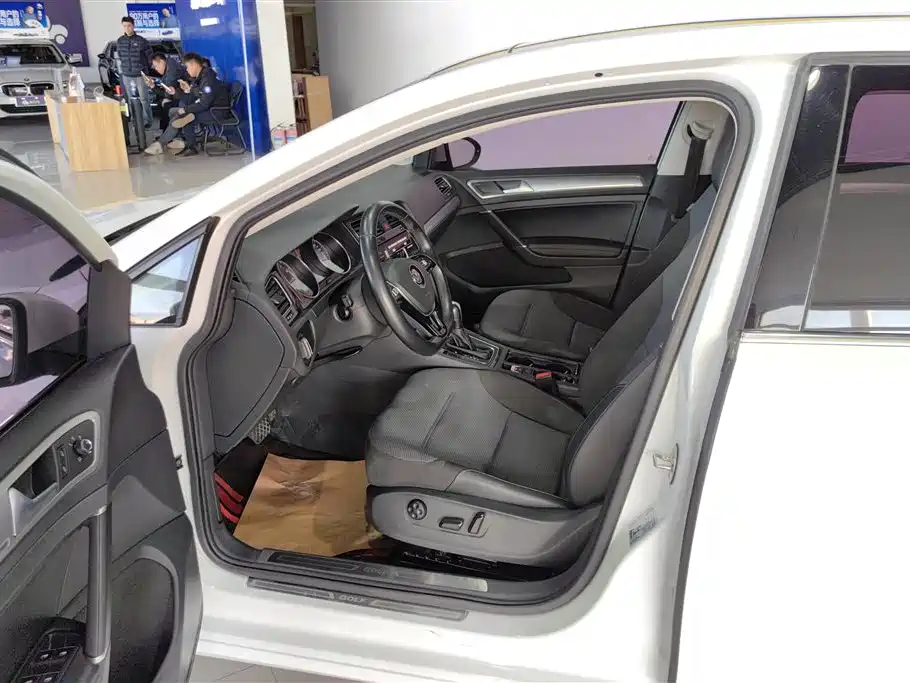 Golf 2020 280TSI DSG comfort model купить на сайте DeffCars