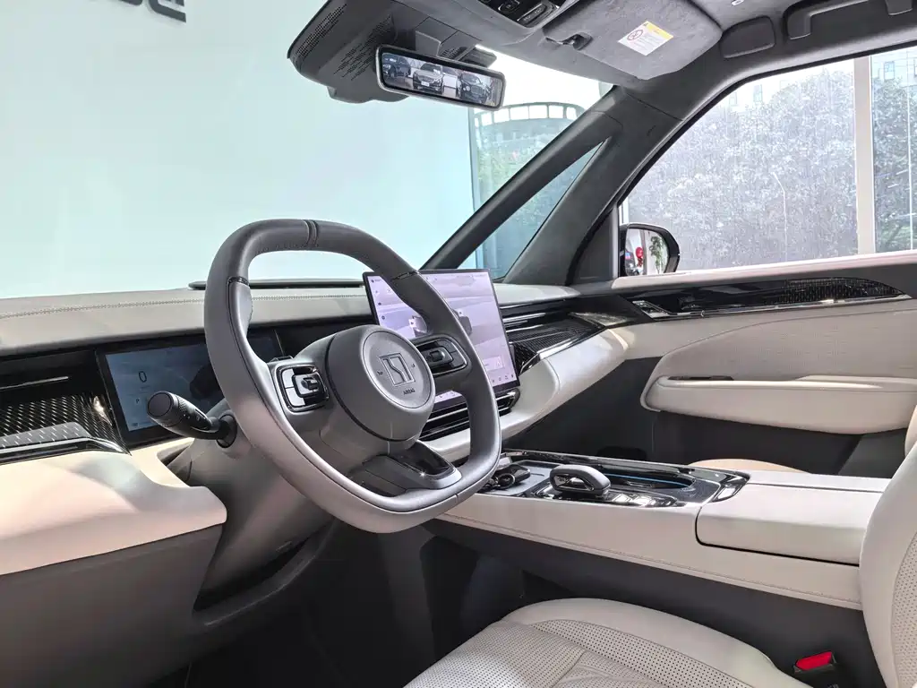 Jikrypton 009 2024 six-seat executive version four-wheel drive 108kWh купить на сайте DeffCars