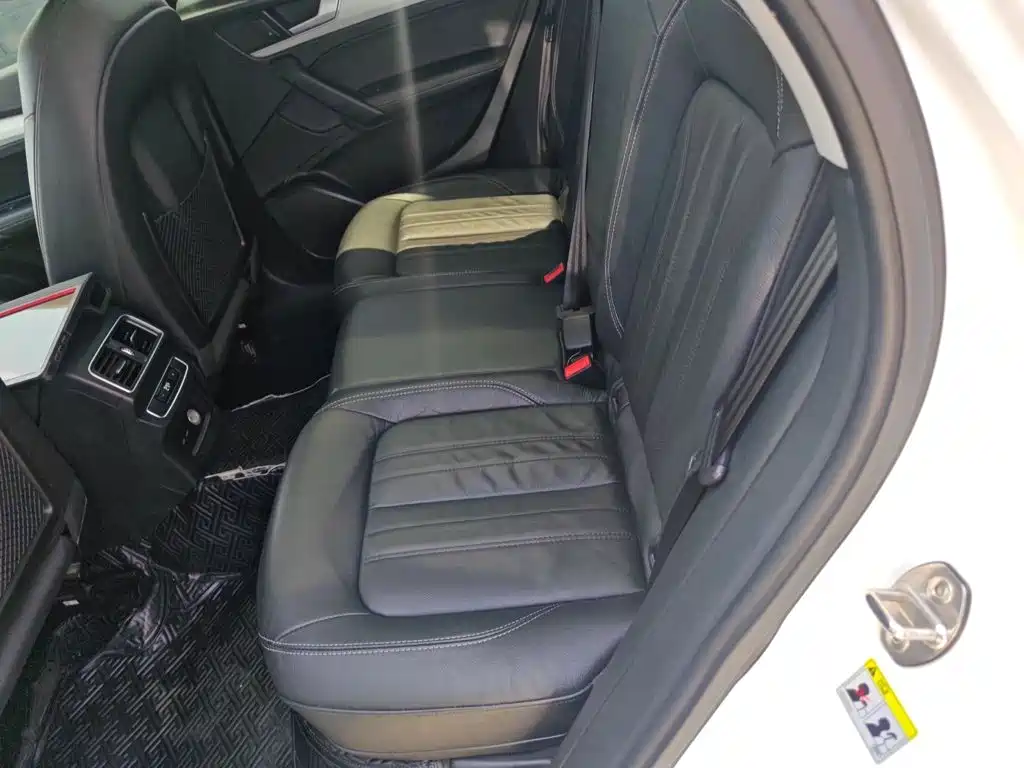 Audi Q5L 2020 facelift 40 TFSI enjoys fashionable style купить на сайте DeffCars
