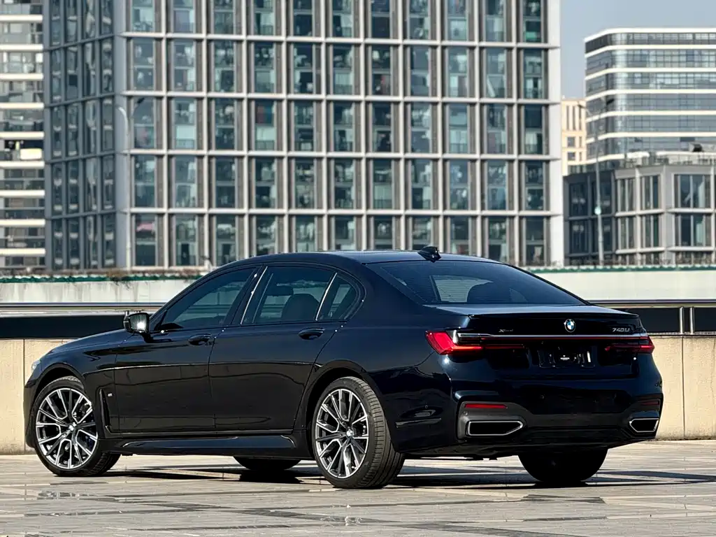 BMW 7 Series 2019 740Li Exclusive M Sports Package купить на сайте DeffCars