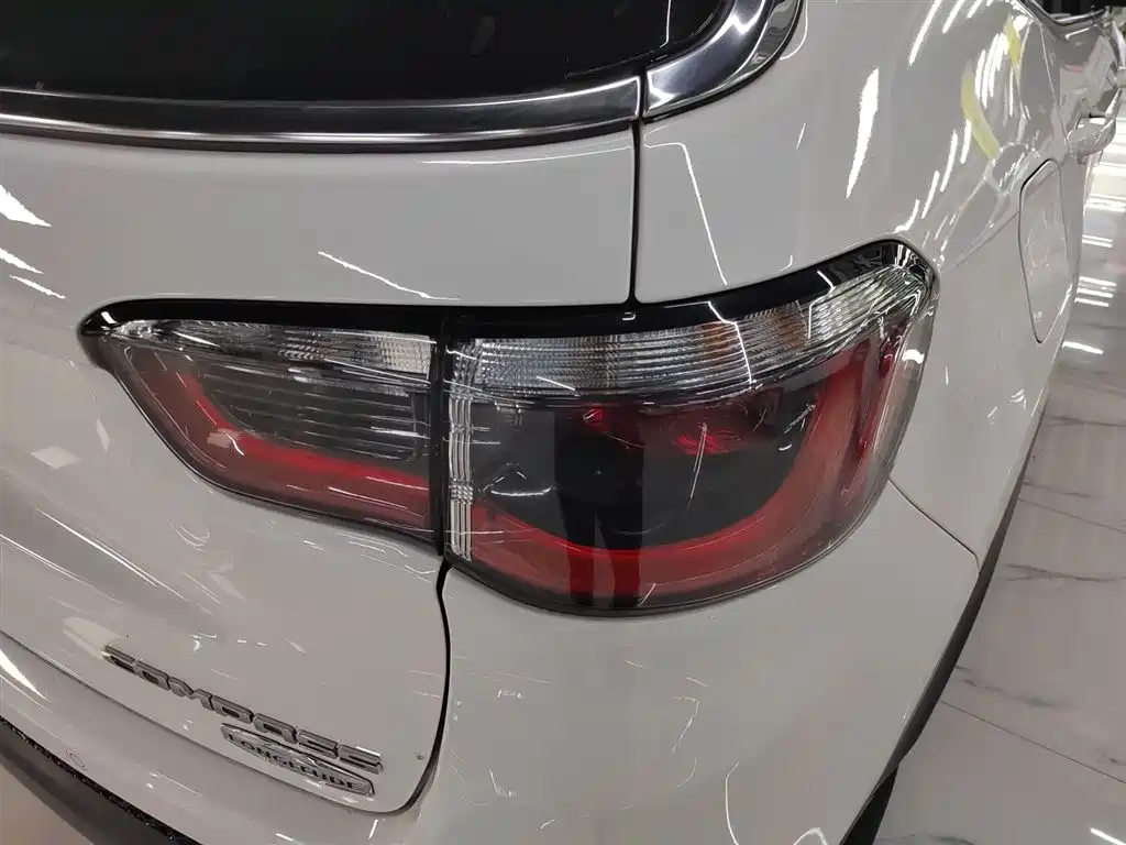 Compass 2017 200T Automatic Home Edition купить на сайте DeffCars