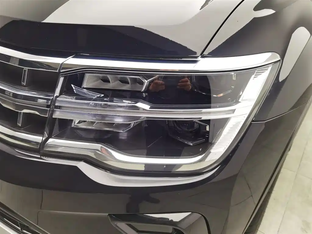 Touron 2024 380TSI four-wheel drive luxury version купить на сайте DeffCars