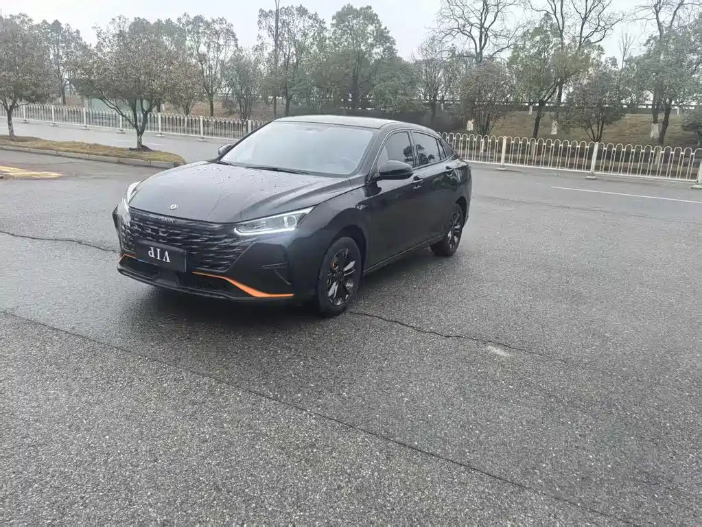 Yixuan 2023 1.5L automatic Honor Edition купить на сайте DeffCars