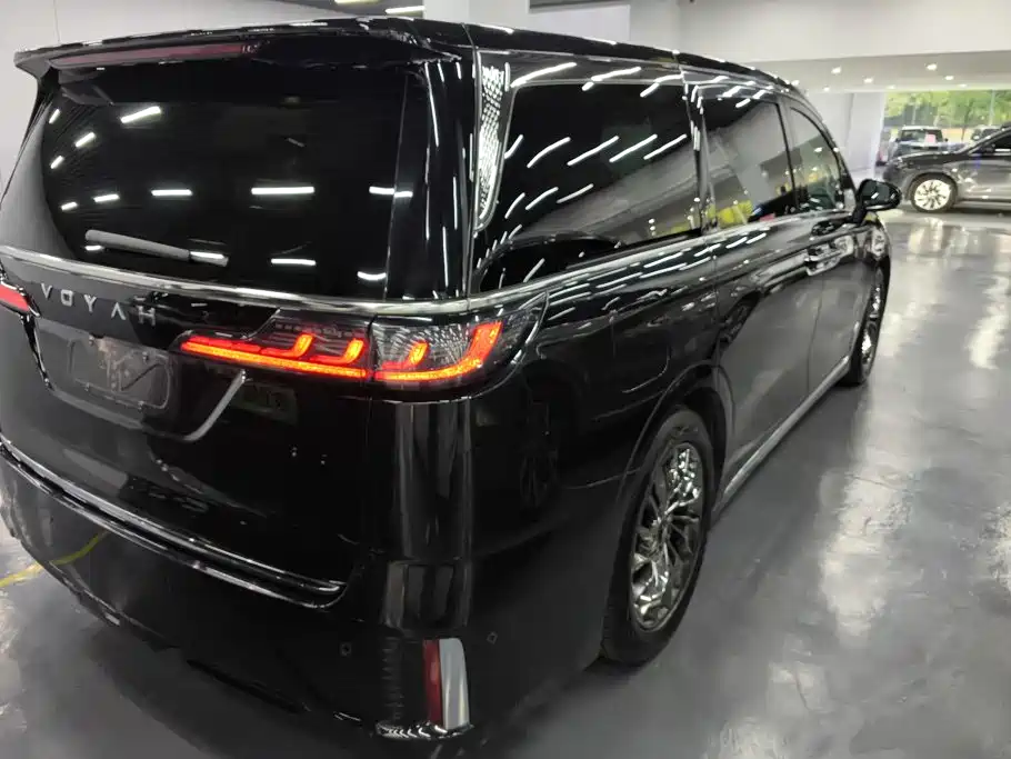Lantu Dreamer 2022 Low Carbon Version Dream+Smart Package купить на сайте DeffCars