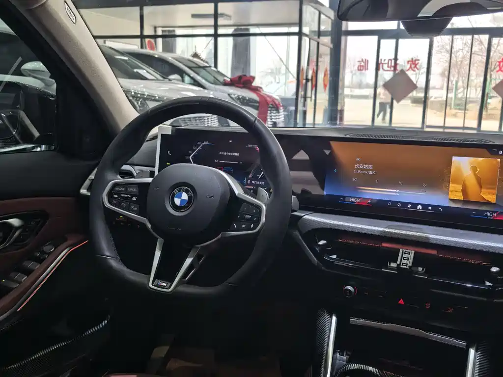 BMW 3 Series 2025 330Li M Sports Night Package купить на сайте DeffCars