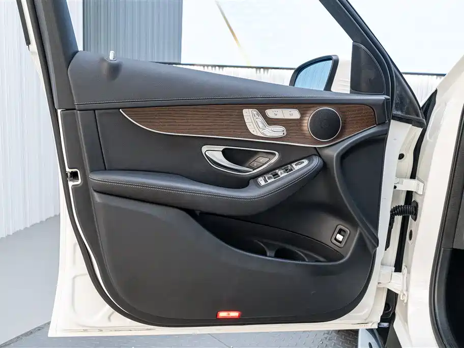 Mercedes-Benz GLC 2022 facelift GLC 300 L 4MATIC Dynamic Edition купить на сайте DeffCars