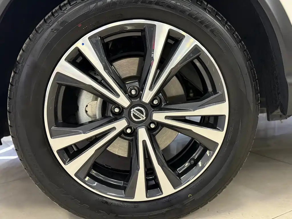 Qashqai 2022 2.0L CVT XV Prem Deluxe Edition купить на сайте DeffCars