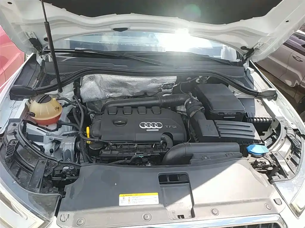 Audi Q3 2015 35 TFSI comfort type купить на сайте DeffCars
