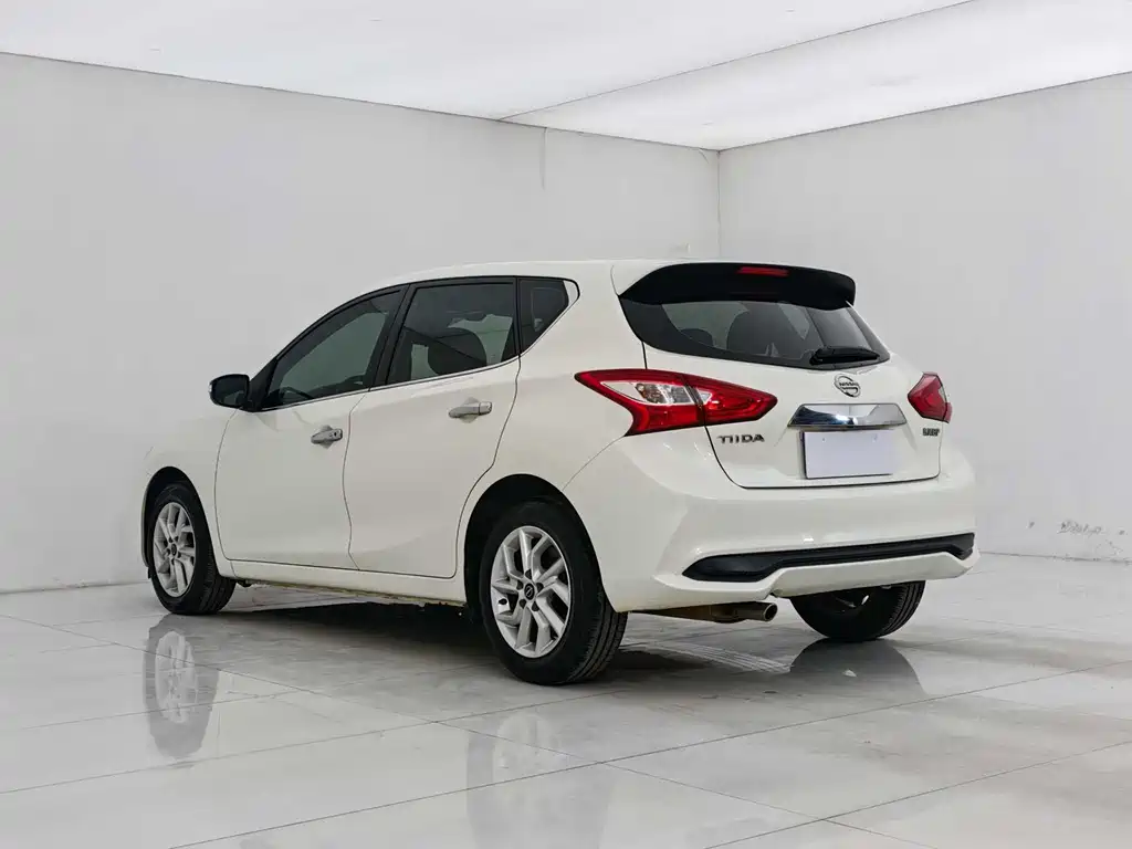 Tiida 2021 1.6L CVT Smart Travel Edition купить на сайте DeffCars