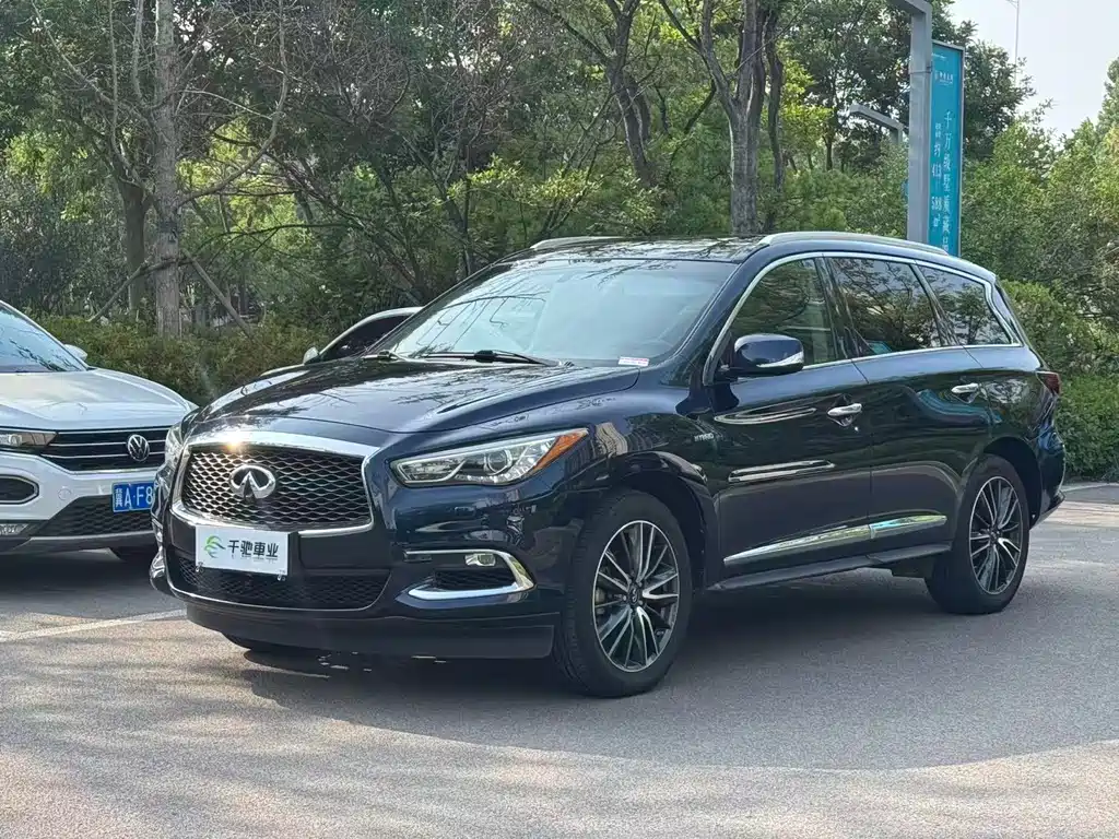 Infinity QX60 (импорт) 2016 2.5 S/C Hybrid 2WD Excellent Edition National V купить на сайте DeffCars