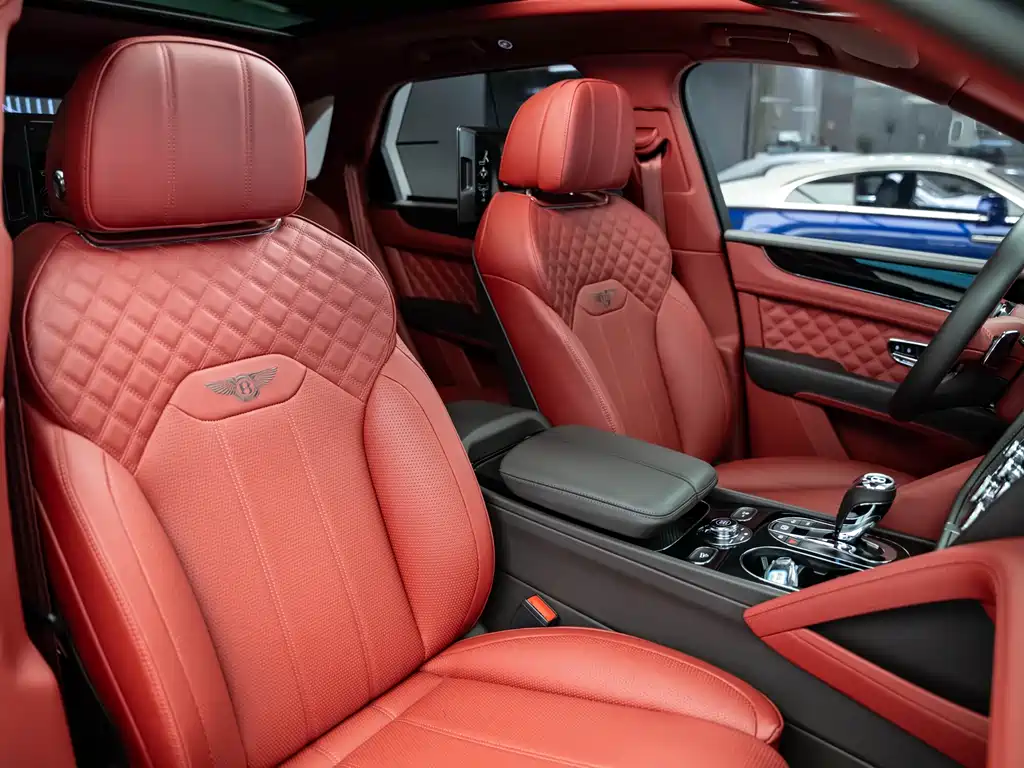 Bentayga 2022 4.0T V8 купить на сайте DeffCars