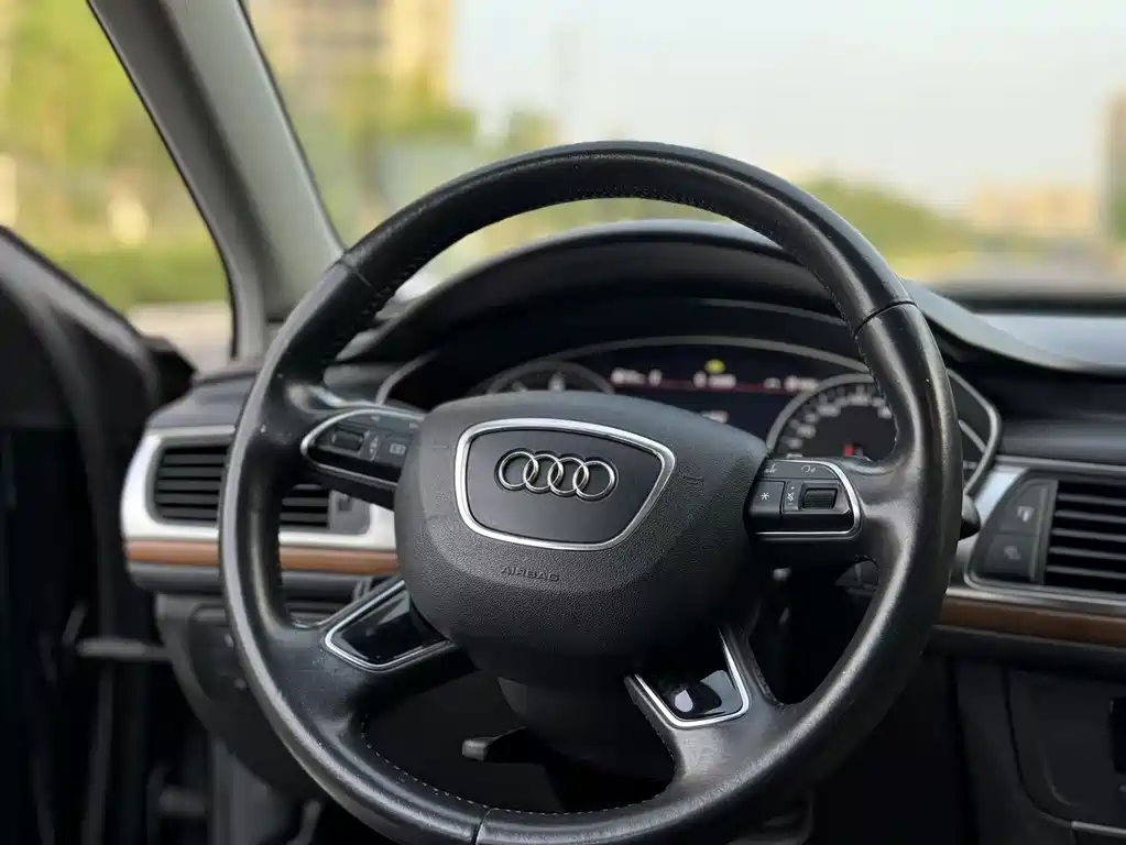 Audi A6L 2018 30th Anniversary Model 30 FSI Fashion Model купить на сайте DeffCars