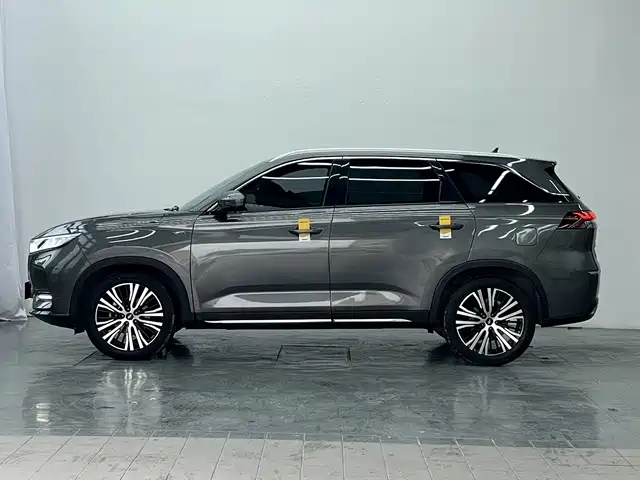 Changan Auchan X7 2021 1.5T automatic exclusive model купить на сайте DeffCars