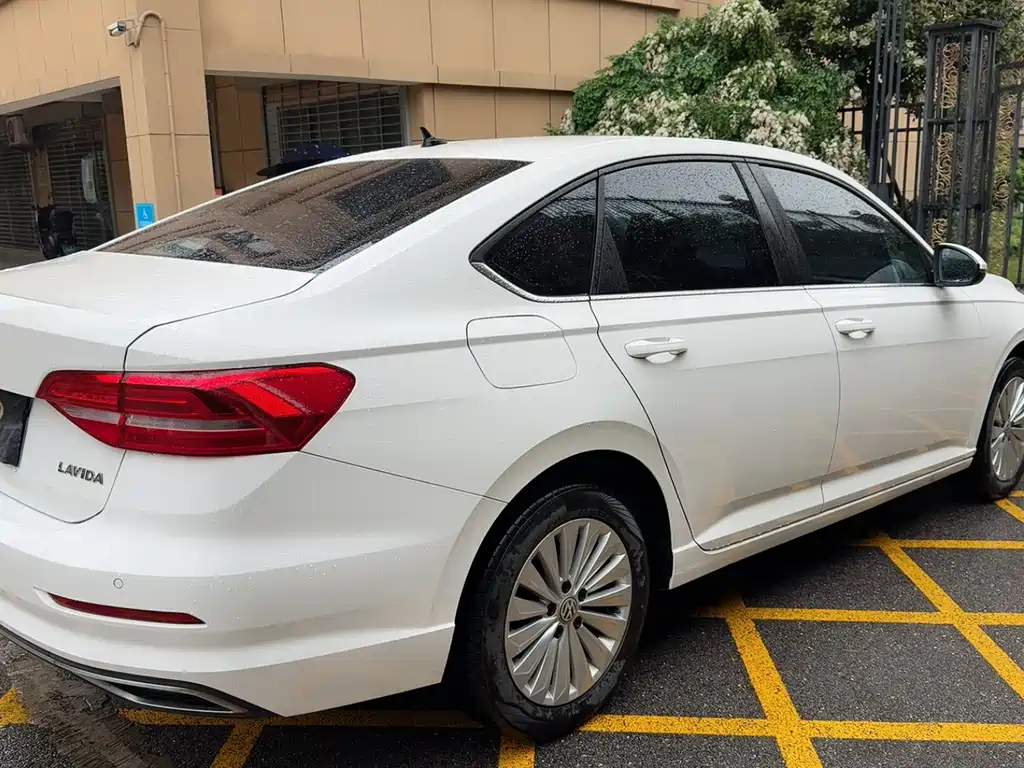 Lavida 2019 1.5L automatic comfort version National VI купить на сайте DeffCars