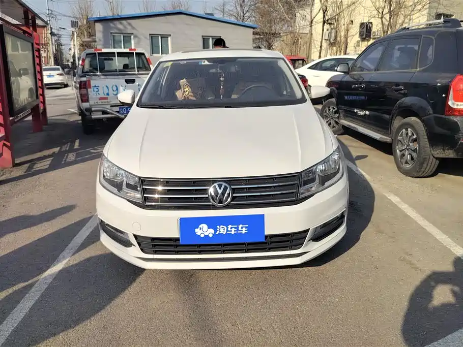 Santana 2016 1.6L Manual Deluxe Edition купить на сайте DeffCars