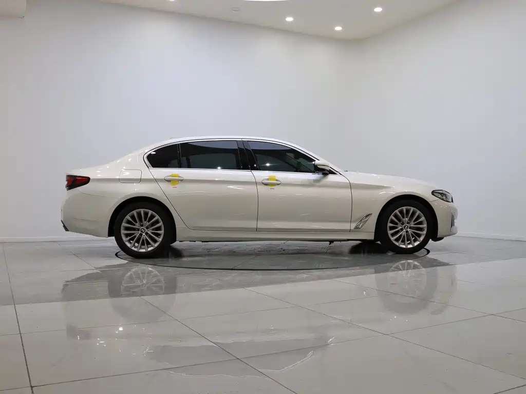 BMW 5 Series 2021 facelift 525Li luxury package купить на сайте DeffCars