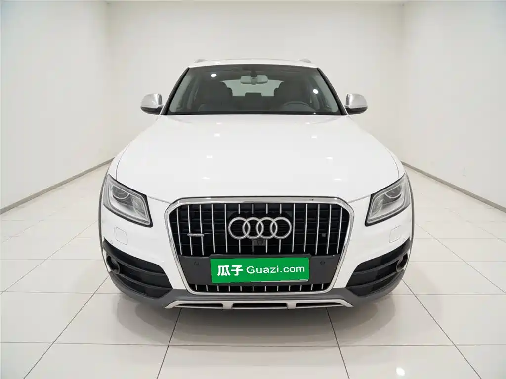 Audi Q5 2018 Collector's Edition 40 TFSI Technology купить на сайте DeffCars