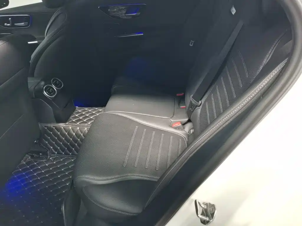 Mercedes C-Class 2022 facelift C 200 L sports version купить на сайте DeffCars