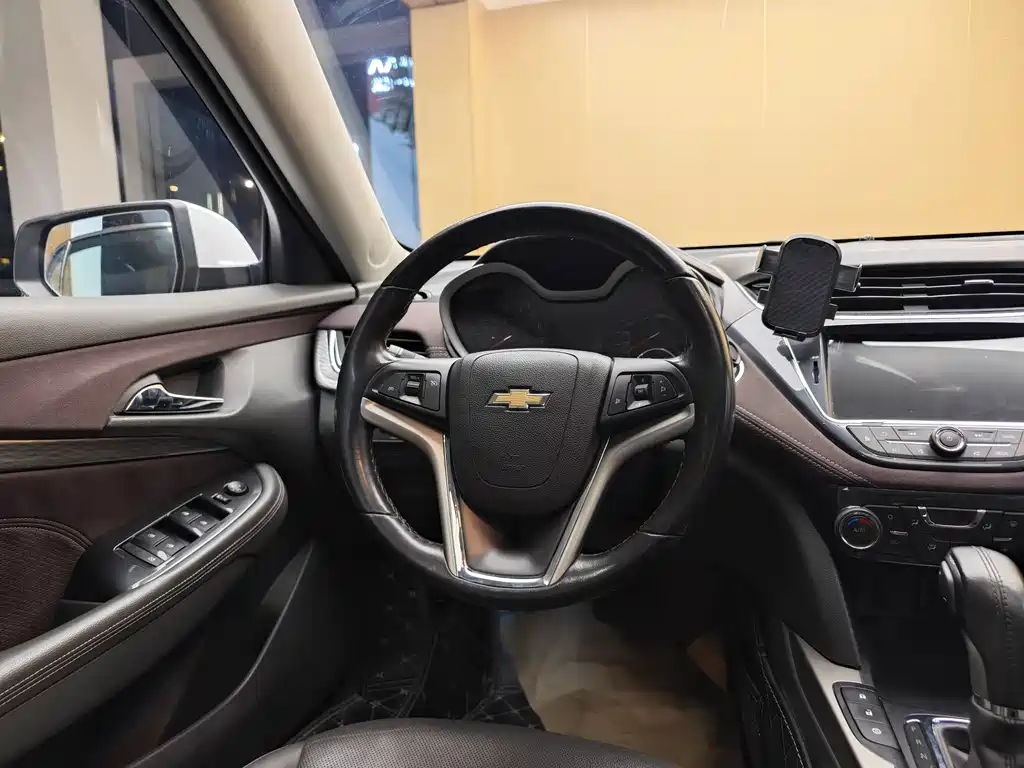 Malibu 2018 530T Automatic Deluxe Edition купить на сайте DeffCars