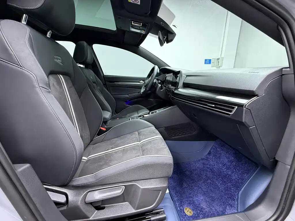 Golf 2023 280TSI DSG R-Line купить на сайте DeffCars