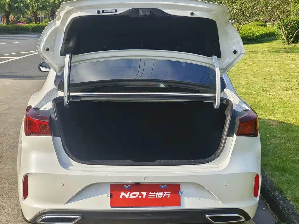 Yidong 2025 PLUS 1.4T dual-clutch high-energy version купить на сайте DeffCars