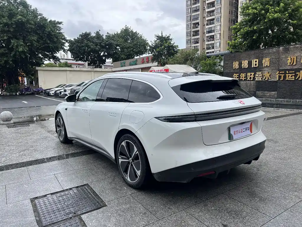 NIO ET5T 2023 75kWh Touring купить на сайте DeffCars