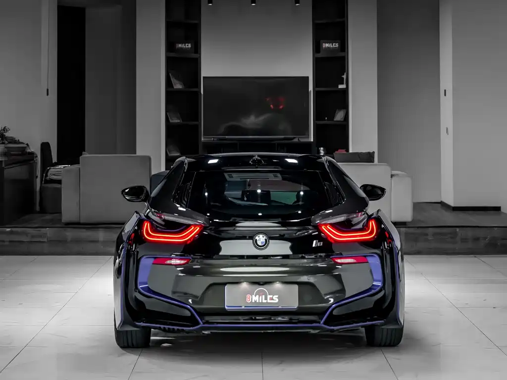 BMW i8 2014 standard model купить на сайте DeffCars