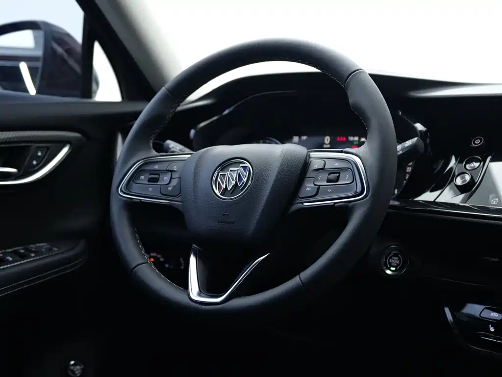 Envision Plus 2023 Envision Plus 652T five-seat four-wheel drive luxury model купить на сайте DeffCars